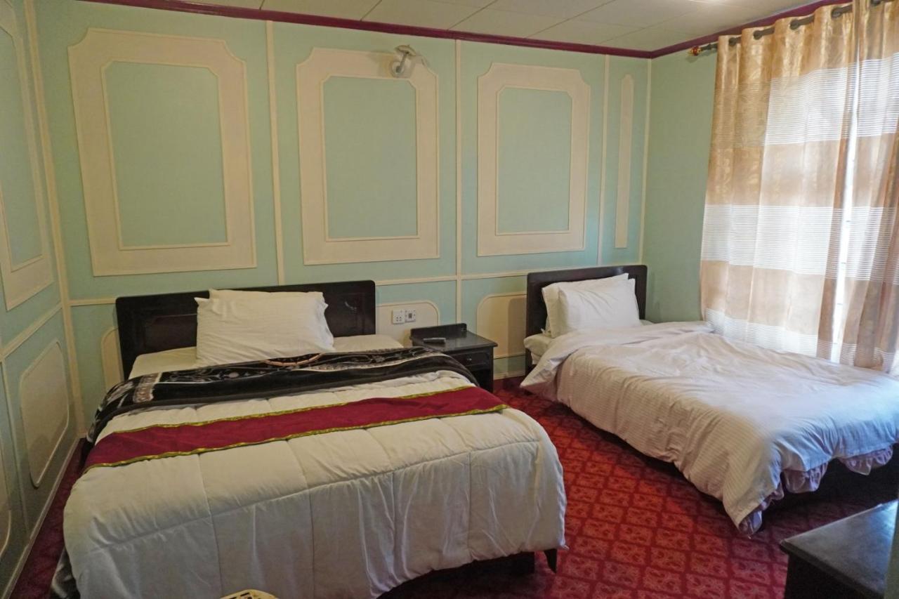 Hotel Dewanekhas Skardu Dış mekan fotoğraf