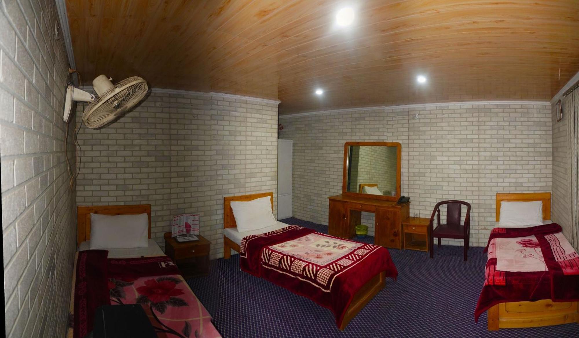 Hotel Dewanekhas Skardu Dış mekan fotoğraf