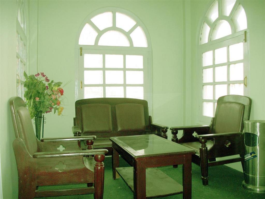 Hotel Dewanekhas Skardu Dış mekan fotoğraf